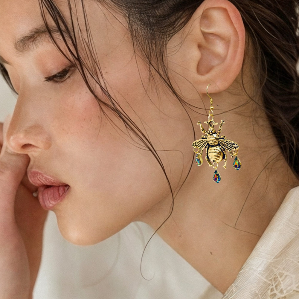 Vintage Cicada Gem Earrings - Prismatic